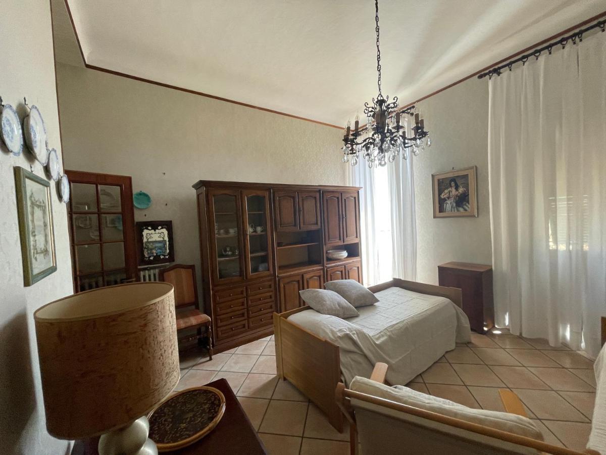 La Via Sul Mare Apartment Бордихера Екстериор снимка
