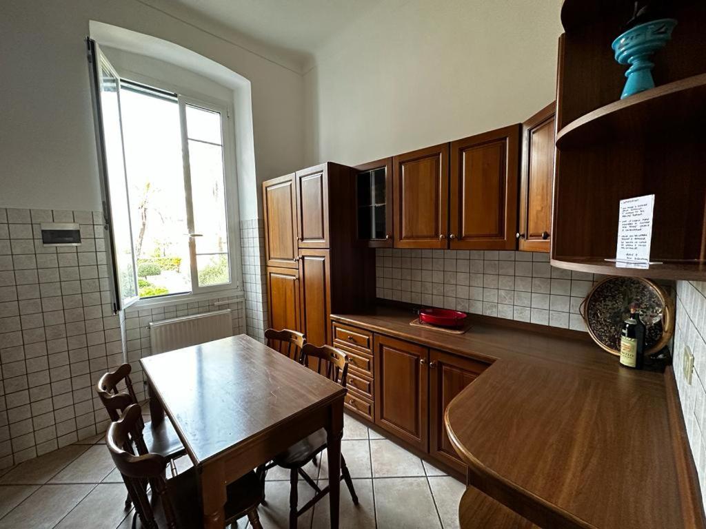 La Via Sul Mare Apartment Бордихера Екстериор снимка